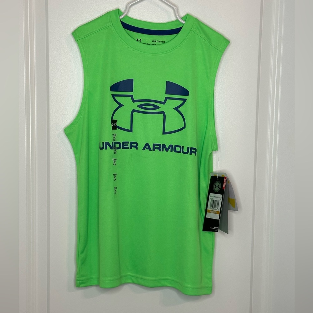 Boys Size Youth Small - Under Armour - HEATGEAR - Loose Fit